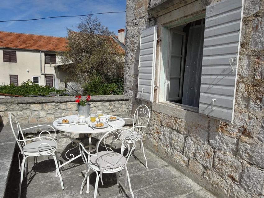 Villa D House Authentic Zlarin House, Relaxing Courtyard And Terrace Extérieur photo