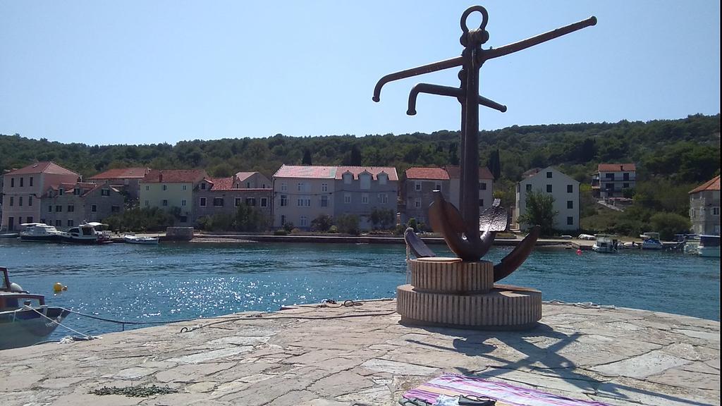 Villa D House Authentic Zlarin House, Relaxing Courtyard And Terrace Extérieur photo